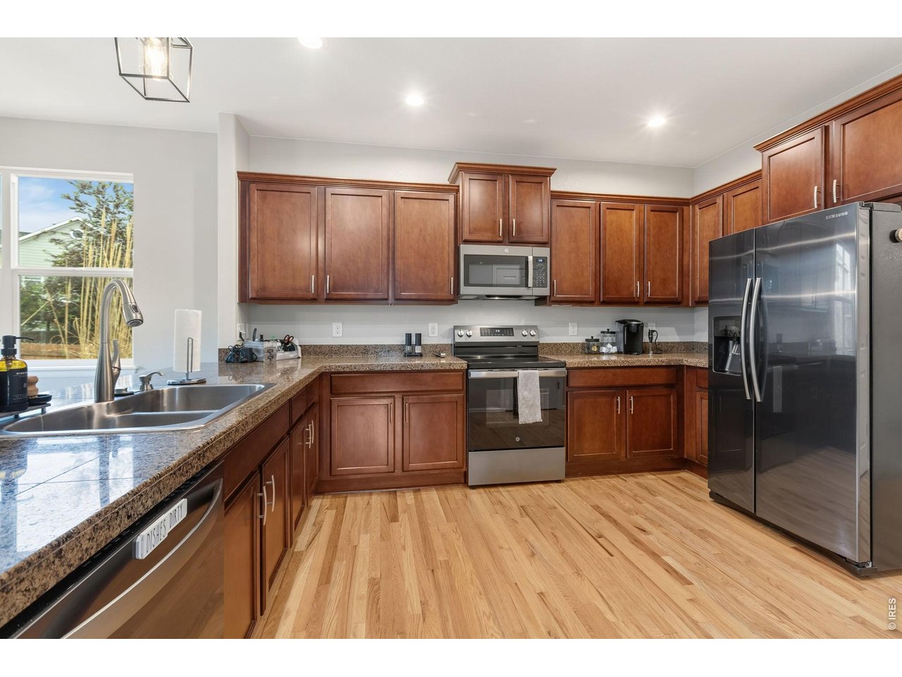 600 Botley Drive Windsor, CO 80550 - Photo 12 of 40 Stainless steel appliances included