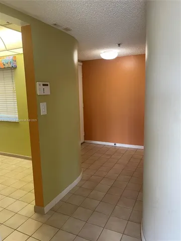 a close up view of a washer and dryer