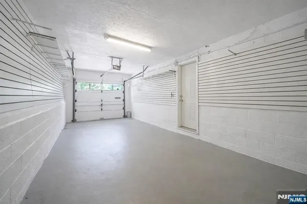 a view of a garage
