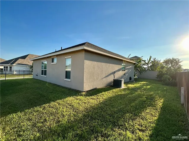 $2,200 | 5400 Escondido Pass, McAllen, TX 78504