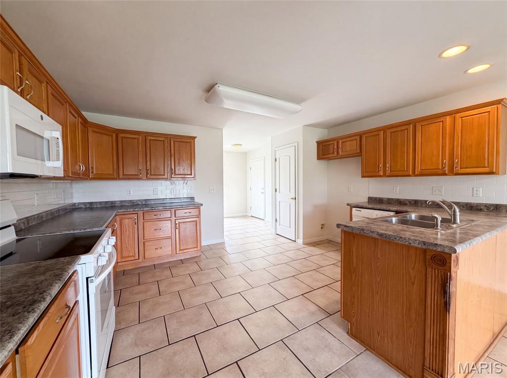 2357 Bastean Road Wentzville, MO 63385 - Photo 7 of 25