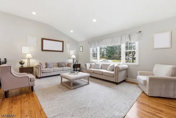 $1,049,000 | 61 Queen Anne Drive, Bernards, NJ 07920