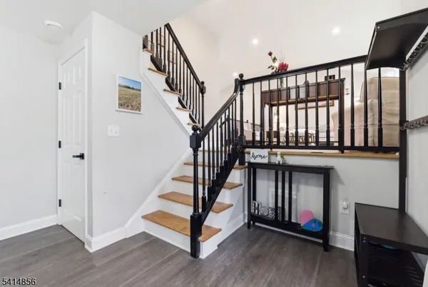 $1,049,000 | 61 Queen Anne Drive, Bernards, NJ 07920