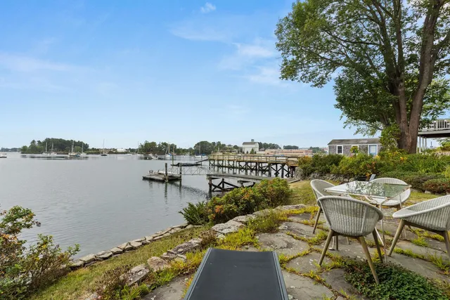 $5,000 | 148 Whipple Road, Kittery, ME 03904