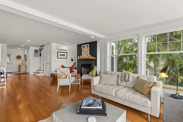 $5,000 | 148 Whipple Road, Kittery, ME 03904