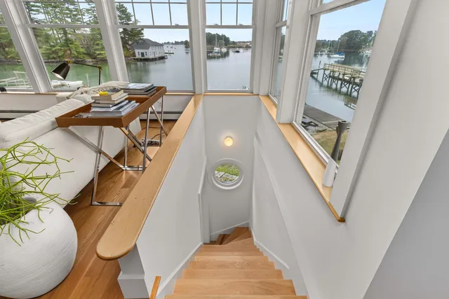 $5,000 | 148 Whipple Road, Kittery, ME 03904