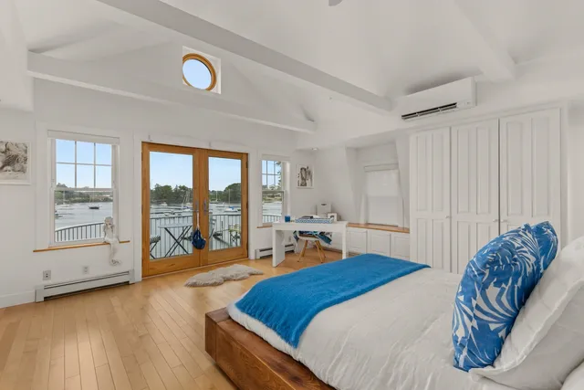 $5,000 | 148 Whipple Road, Kittery, ME 03904