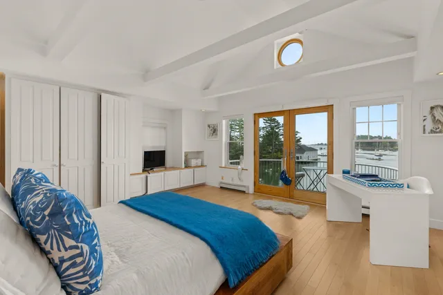 $5,000 | 148 Whipple Road, Kittery, ME 03904