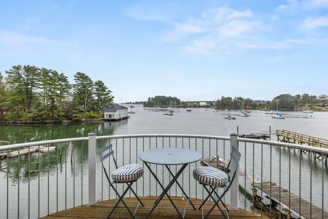 $5,000 | 148 Whipple Road, Kittery, ME 03904