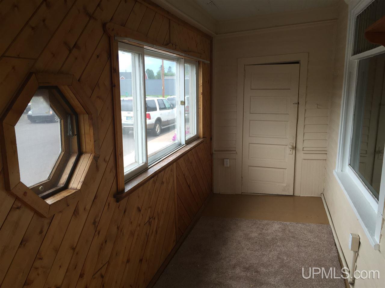 426 West Division Street Ishpeming, MI 49849 - Photo 2 of 30