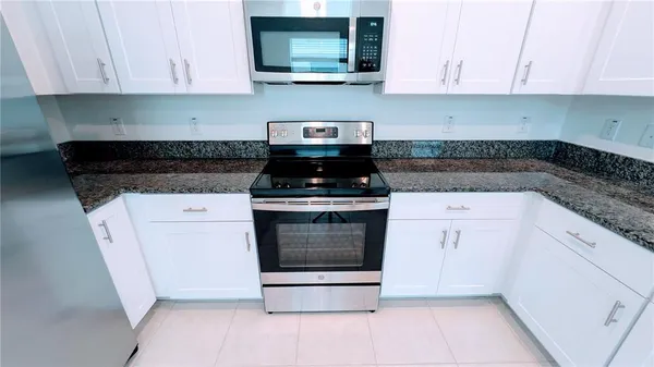 $1,975 | 6049 Shiner Street, Land O Lakes, FL 34638