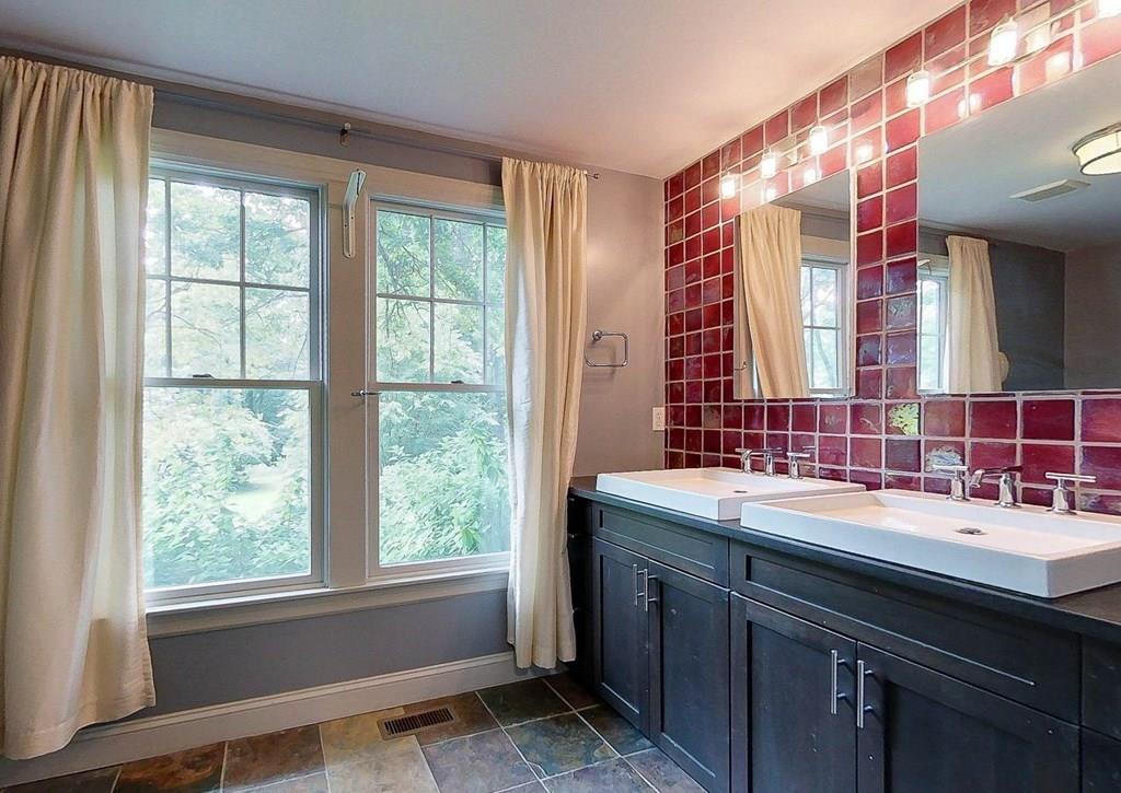 123 Bay State Road Rehoboth, MA 02769 - Photo 21 of 38 Gallery Image 21