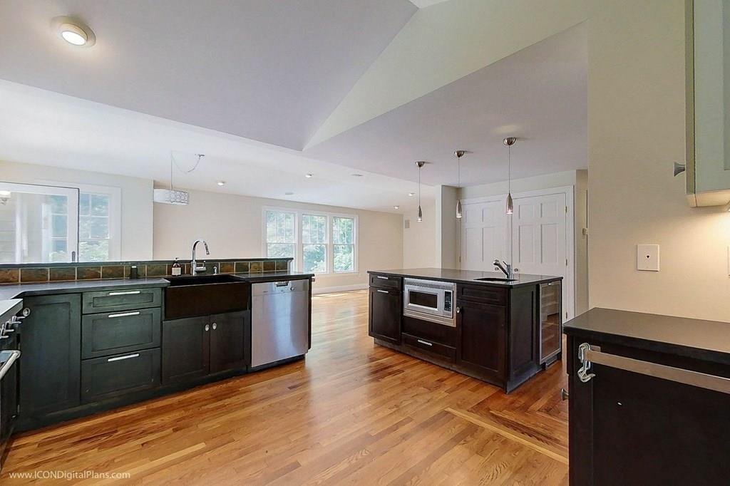 123 Bay State Road Rehoboth, MA 02769 - Photo 9 of 38 Gallery Image 9