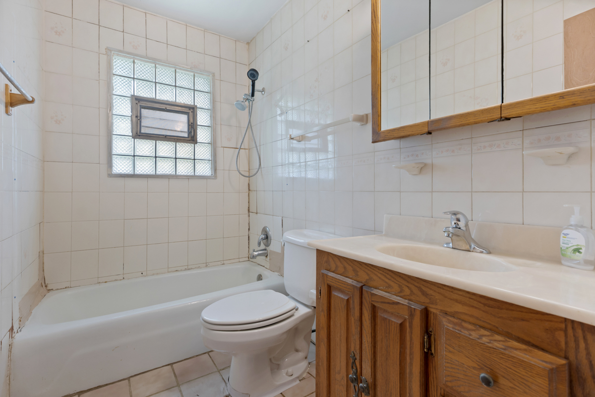 N080 Prince Crossing Road West Chicago, IL 60185 - Photo 13 of 30