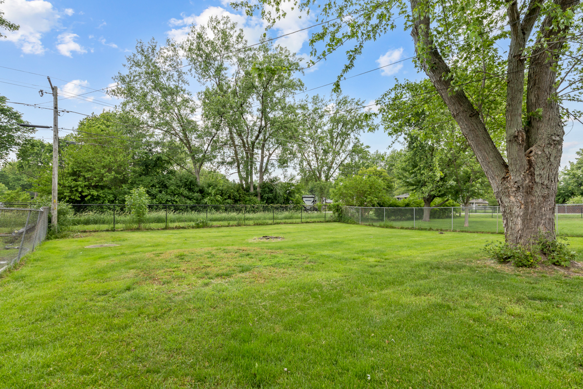 N080 Prince Crossing Road West Chicago, IL 60185 - Photo 26 of 30