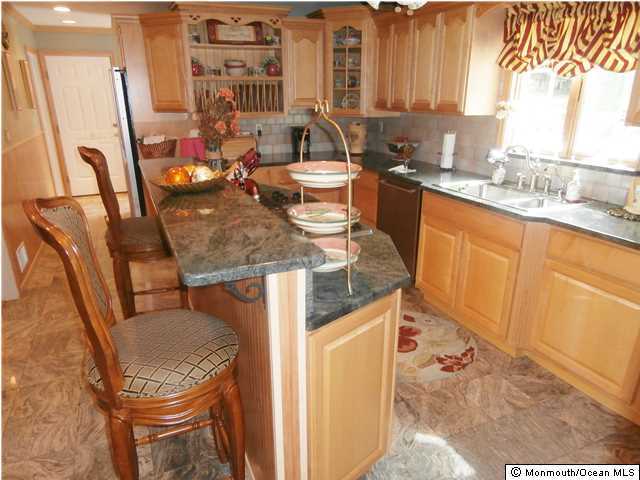 72 Tindall Road Middletown, NJ 07748 - Photo 4 of 21 Additional Photo