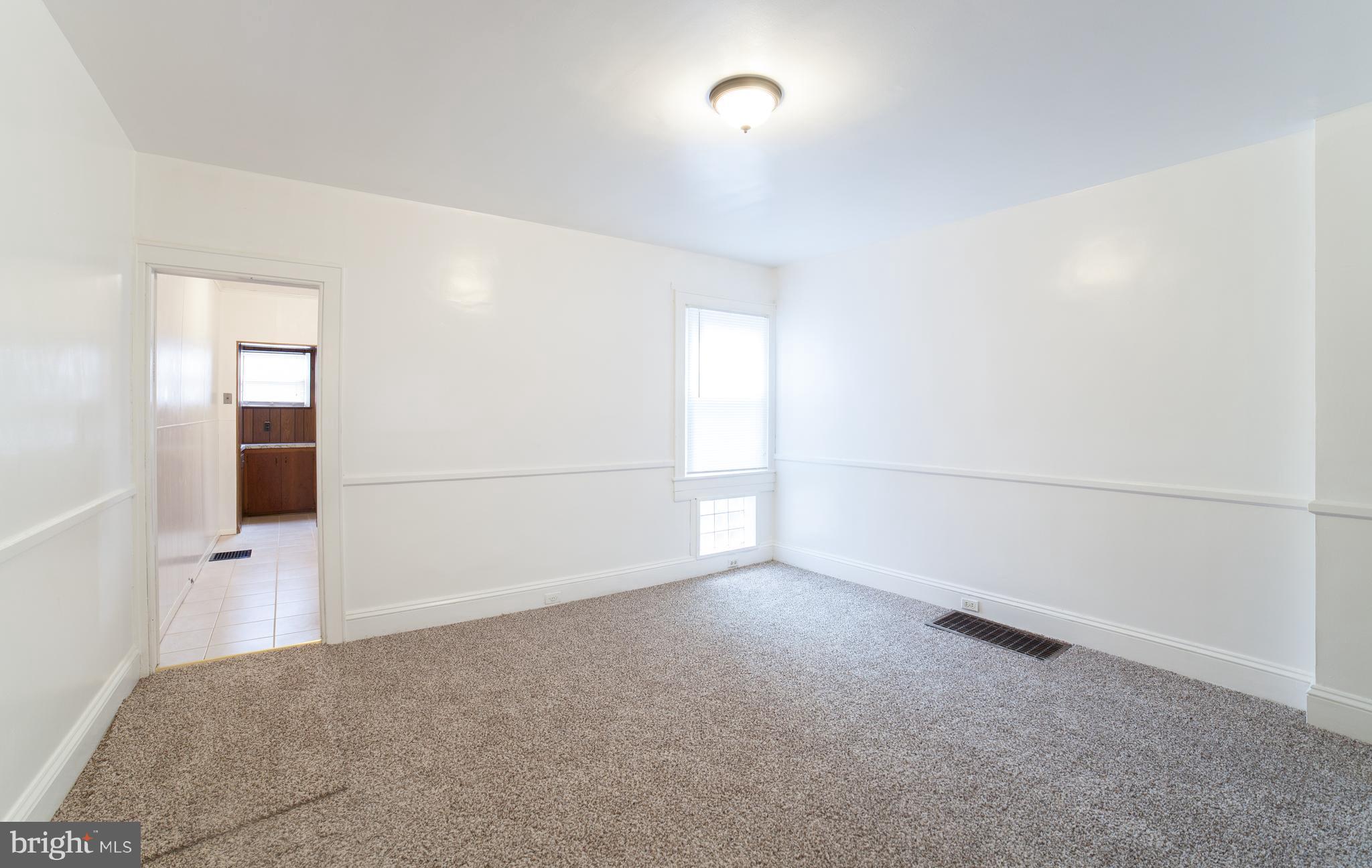 7045 Dunbar Road Baltimore, MD 21222 - Photo 8 of 26 Dining Room