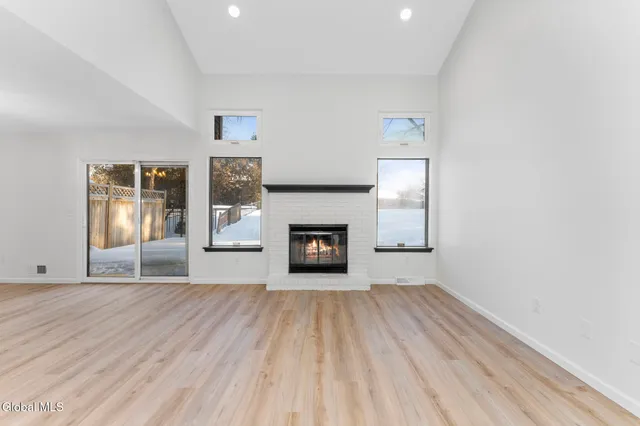 $359,800 | 36 Eton Drive, Bethlehem, NY 12159