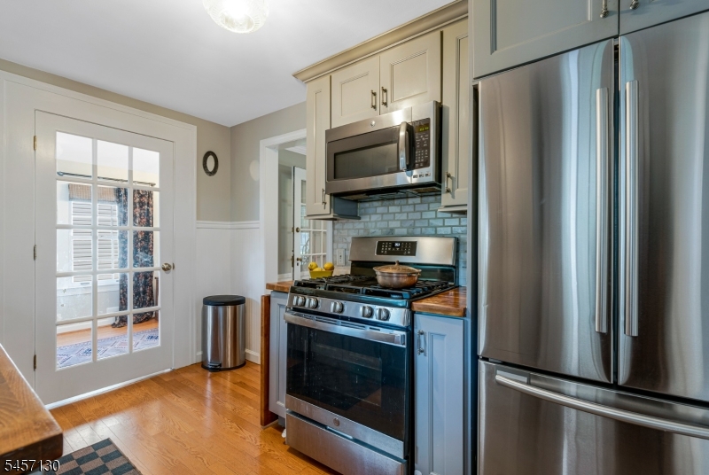 68 Meadowbrook Road North Plainfield, NJ 07062 - Photo 10 of 23 Gallery Image 10