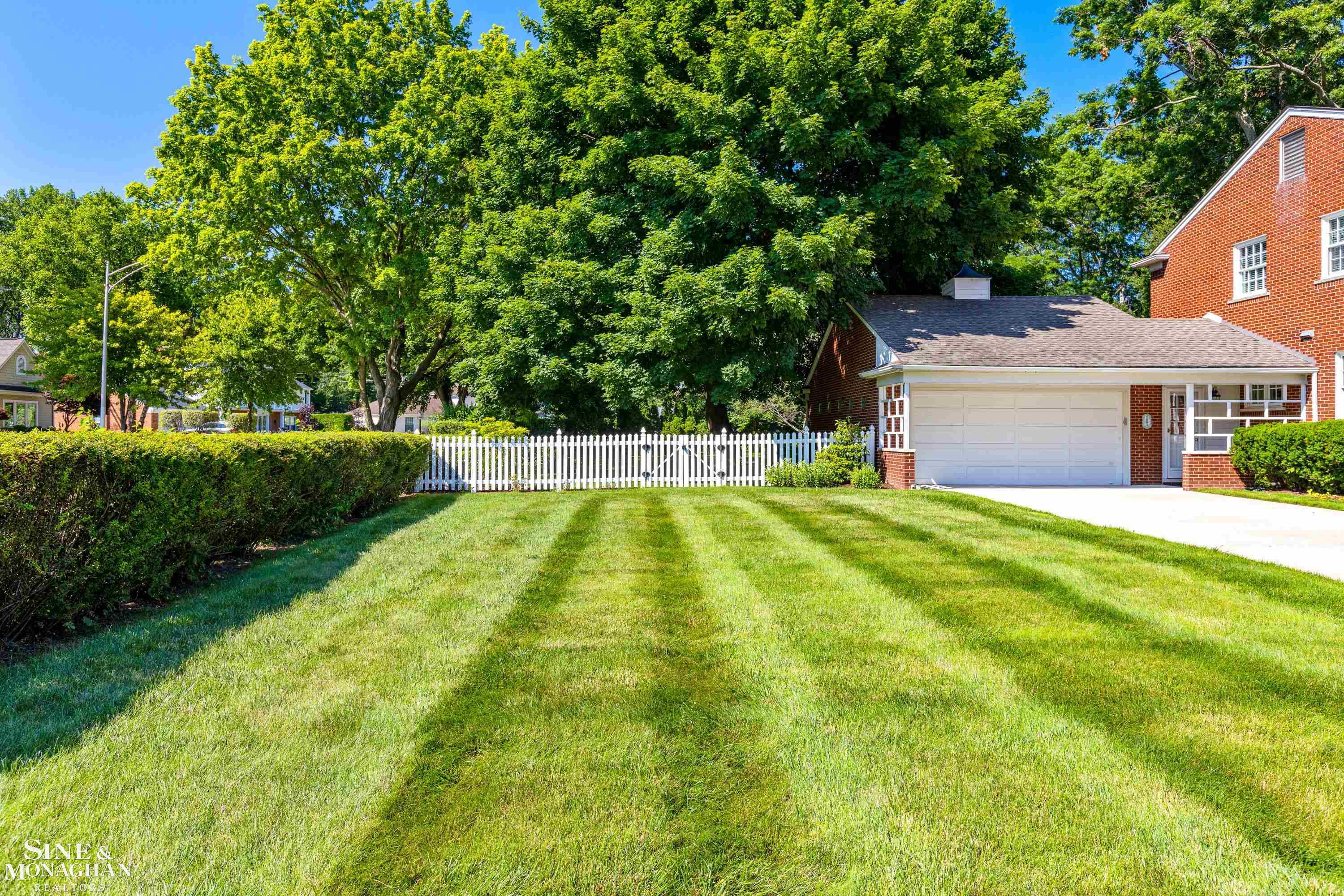 84 Clairview Road Grosse Pointe Shores, MI 48236 - Photo 45 of 68