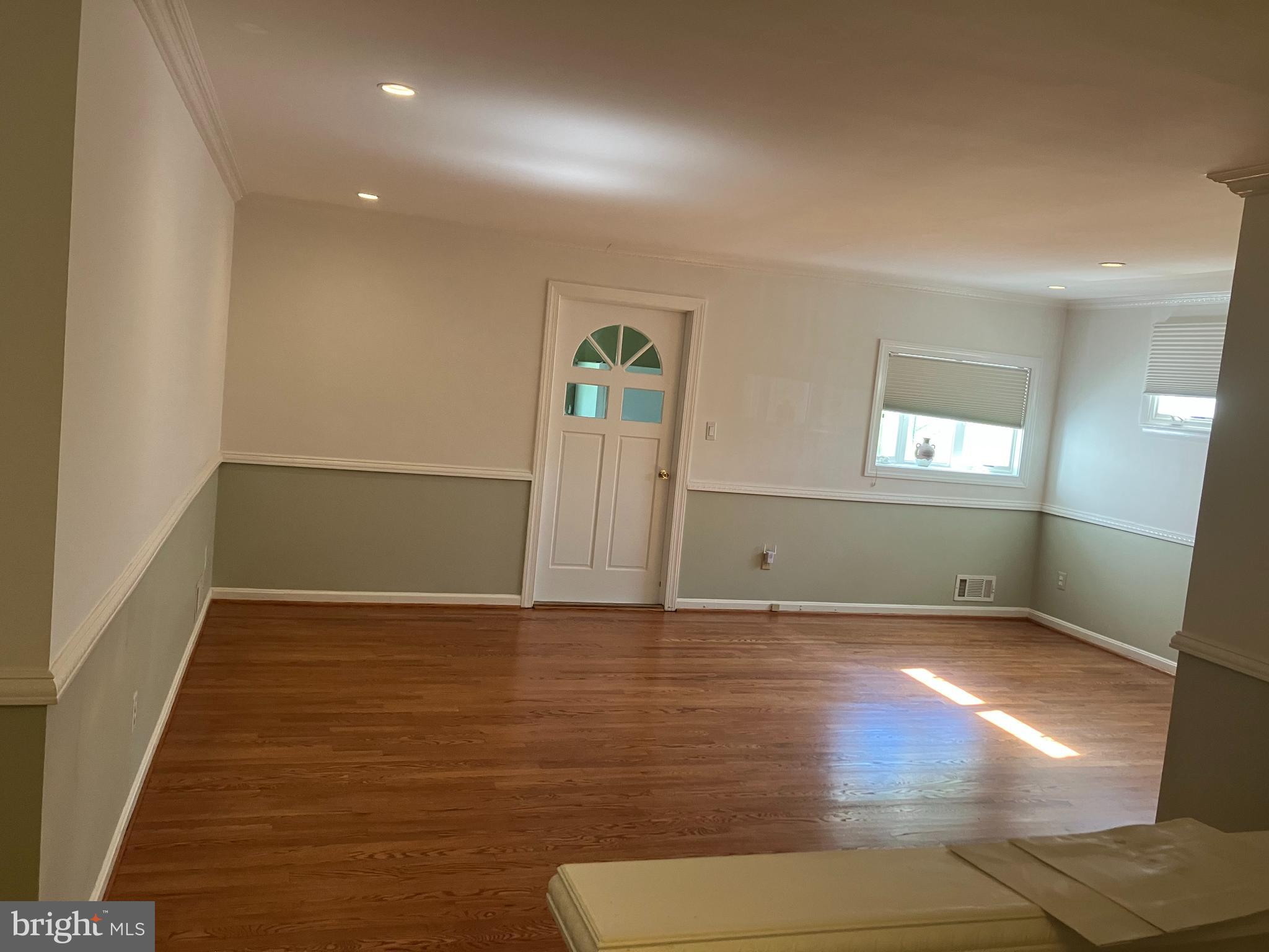 537 East Indian Spring Drive Silver Spring, MD 20901 - Photo 10 of 33