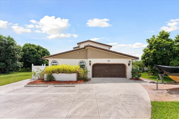$1,100,000 | 1111 Cherlynn Terrace, West Palm Beach, FL 33406