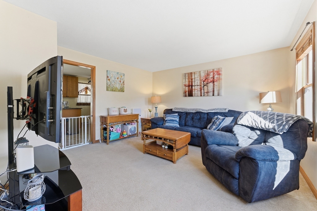 23 Tannery Road, Unit B Westfield, MA 01085 - Photo 6 of 25