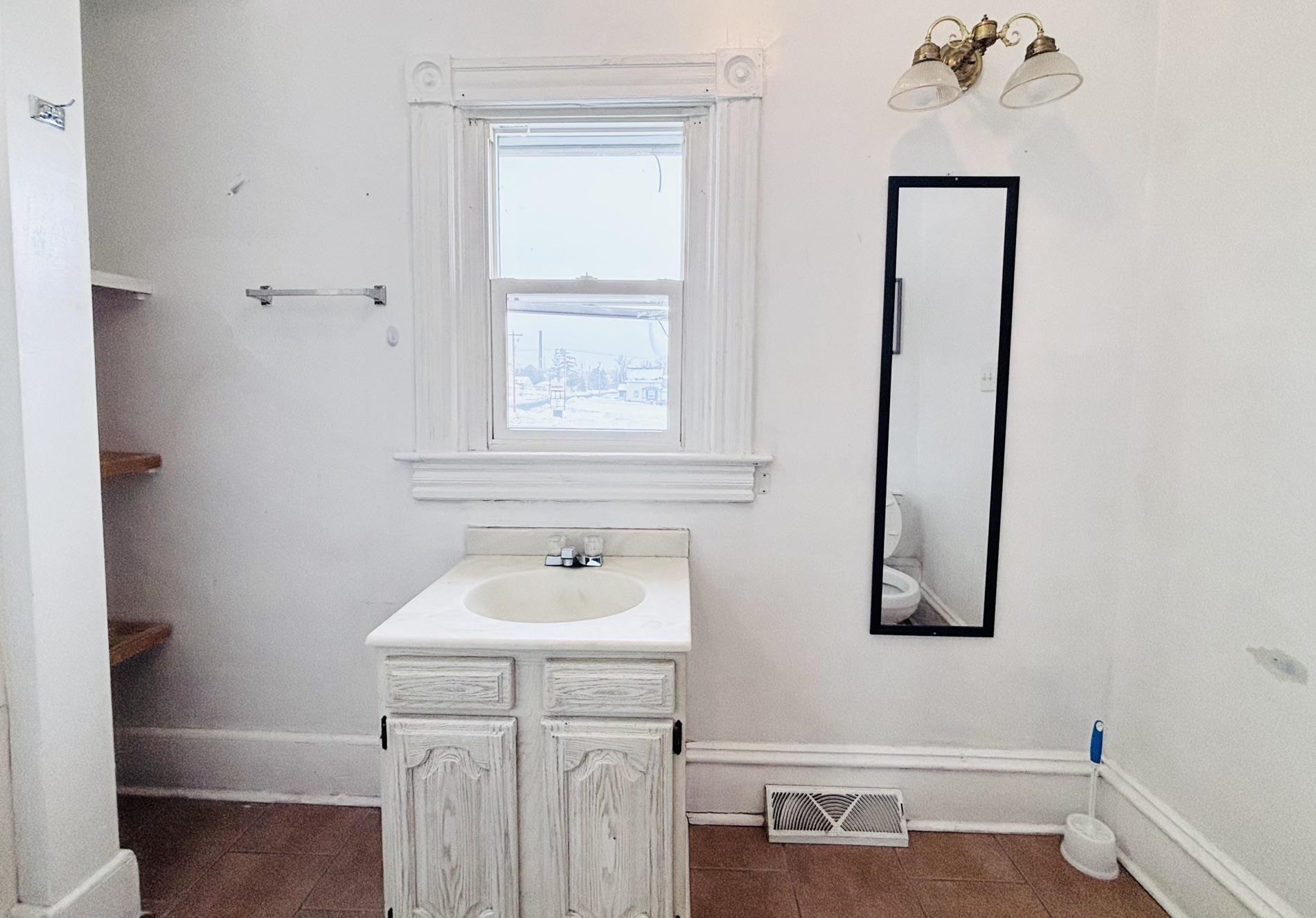 1313 Main Street West Ashland, WI 54806 - Photo 9 of 10