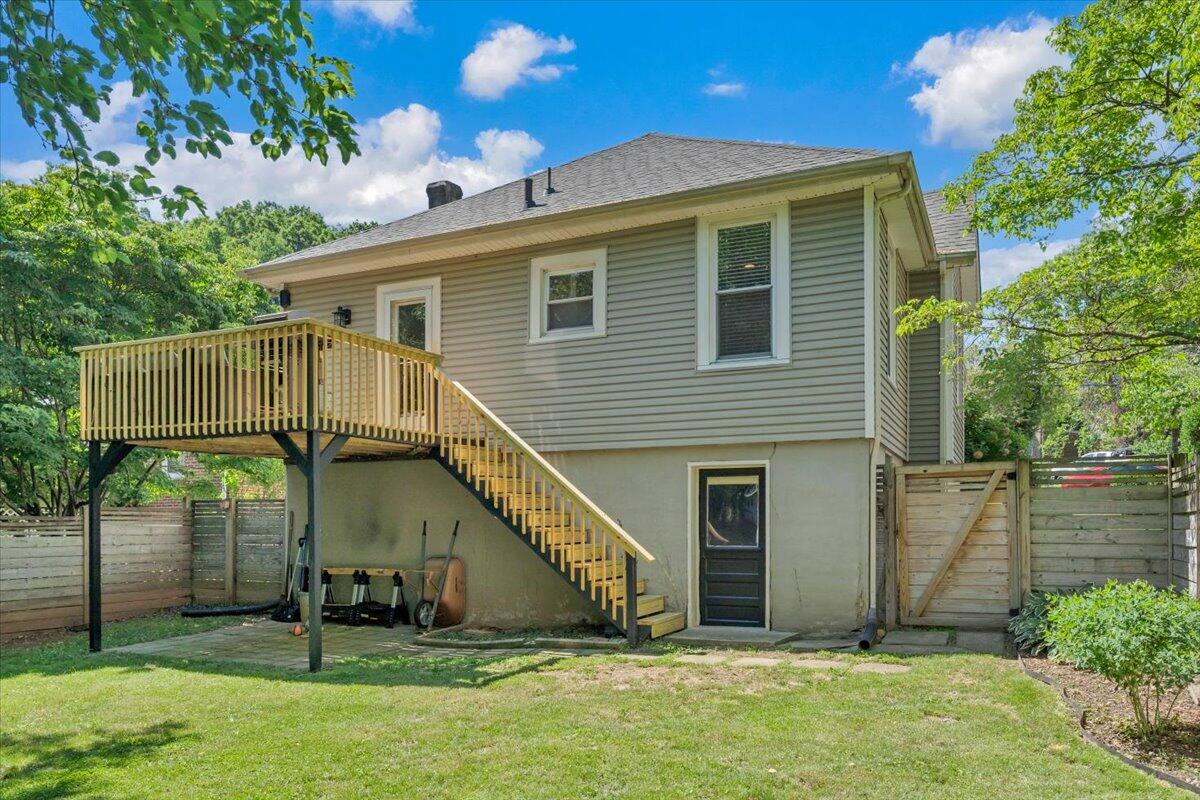 1205 Summit Avenue Southwest Roanoke, VA 24015 - Photo 44 of 52 44-MIB09257