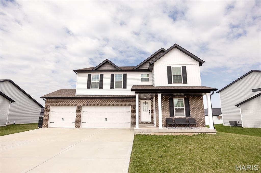 3521 Chippewa Dr  