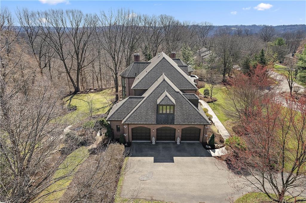 7 Meadowood Drive Pittsburgh, PA 15215 - Photo 41 of 45 a aerial view of a house with a yard