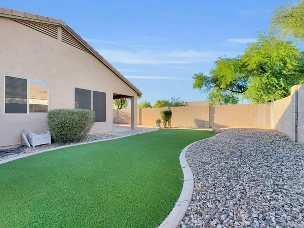 $2,450 | 261 North Nash Way, Chandler, AZ 85225