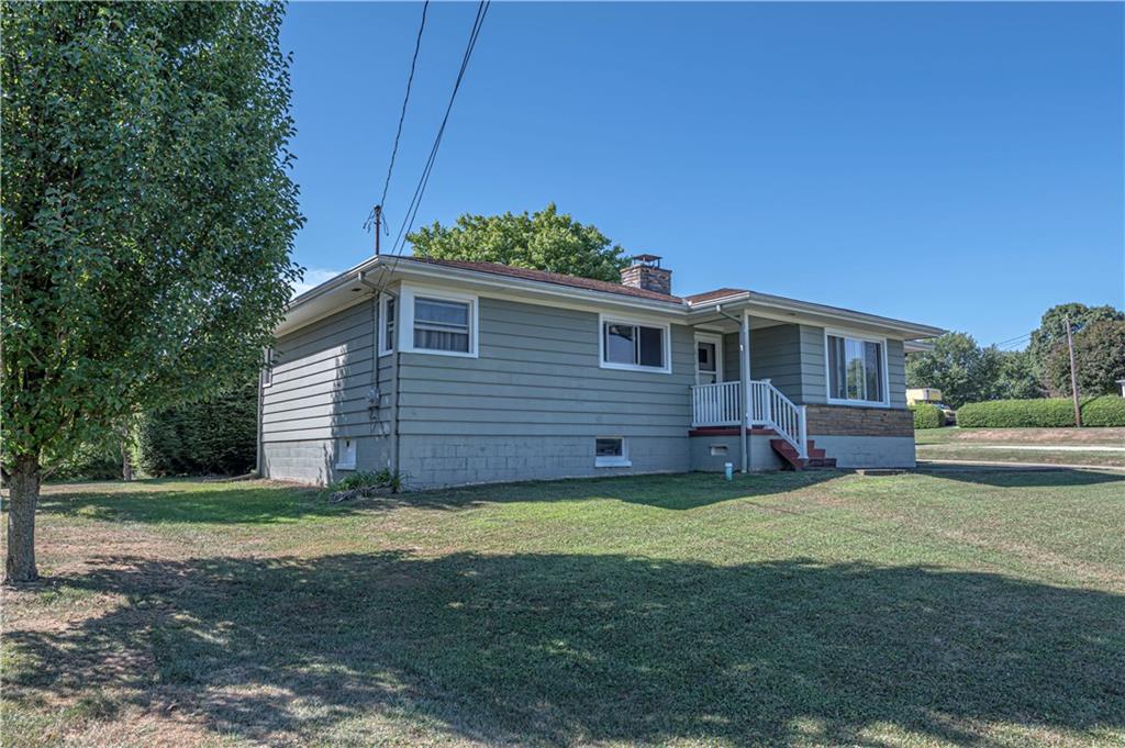 1124 Bushy Run Road Jeannette, PA 15644 - Photo 3 of 17 Gallery Image 3
