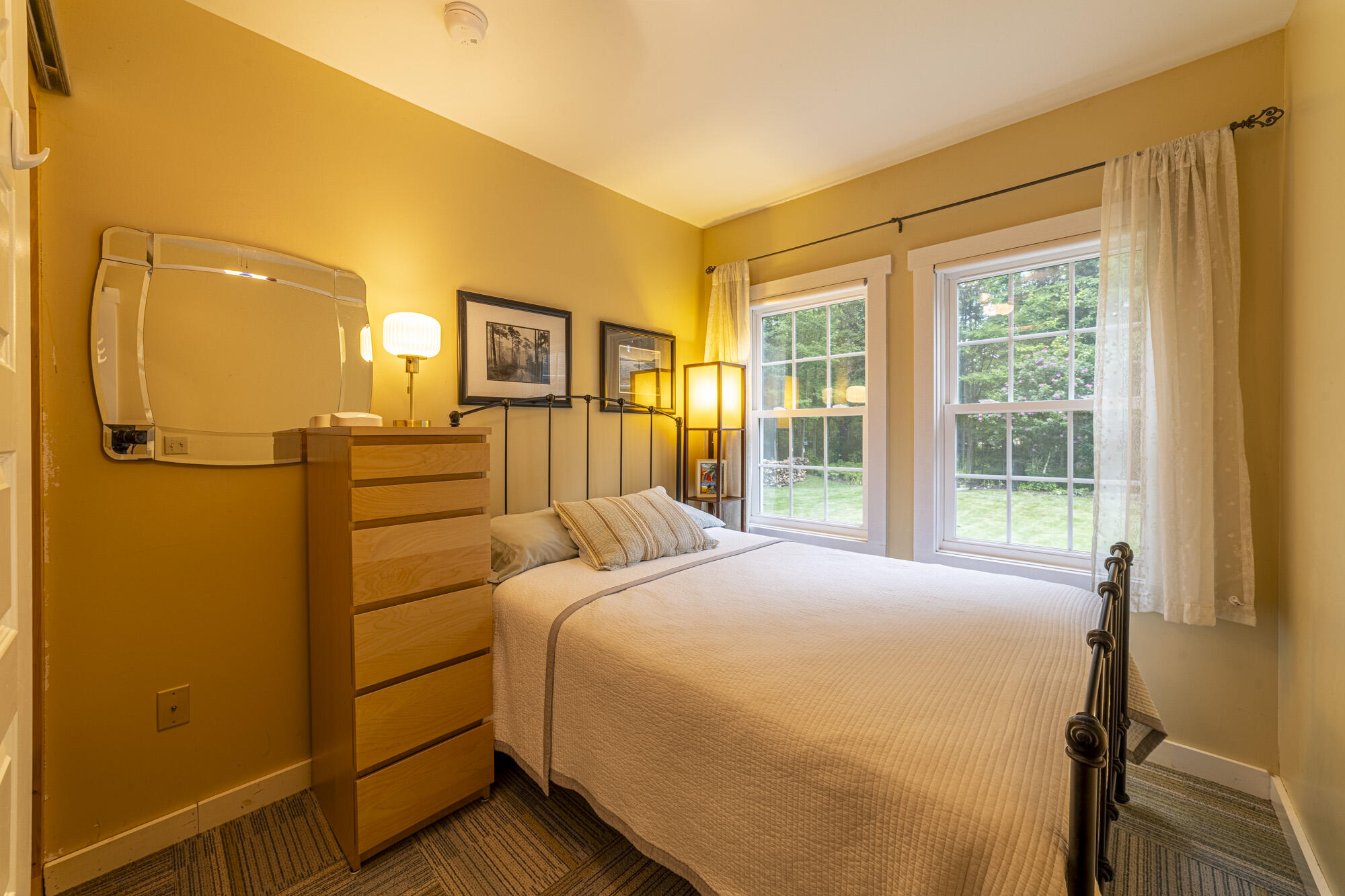 16044 Lakeshore Road Union Pier, MI 49129 - Photo 21 of 31 Third bedroom