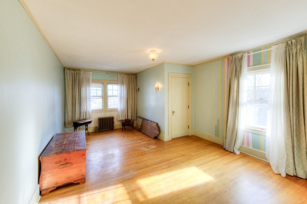 24 Hadwen Road Worcester, MA 01602 - Photo 31 of 42