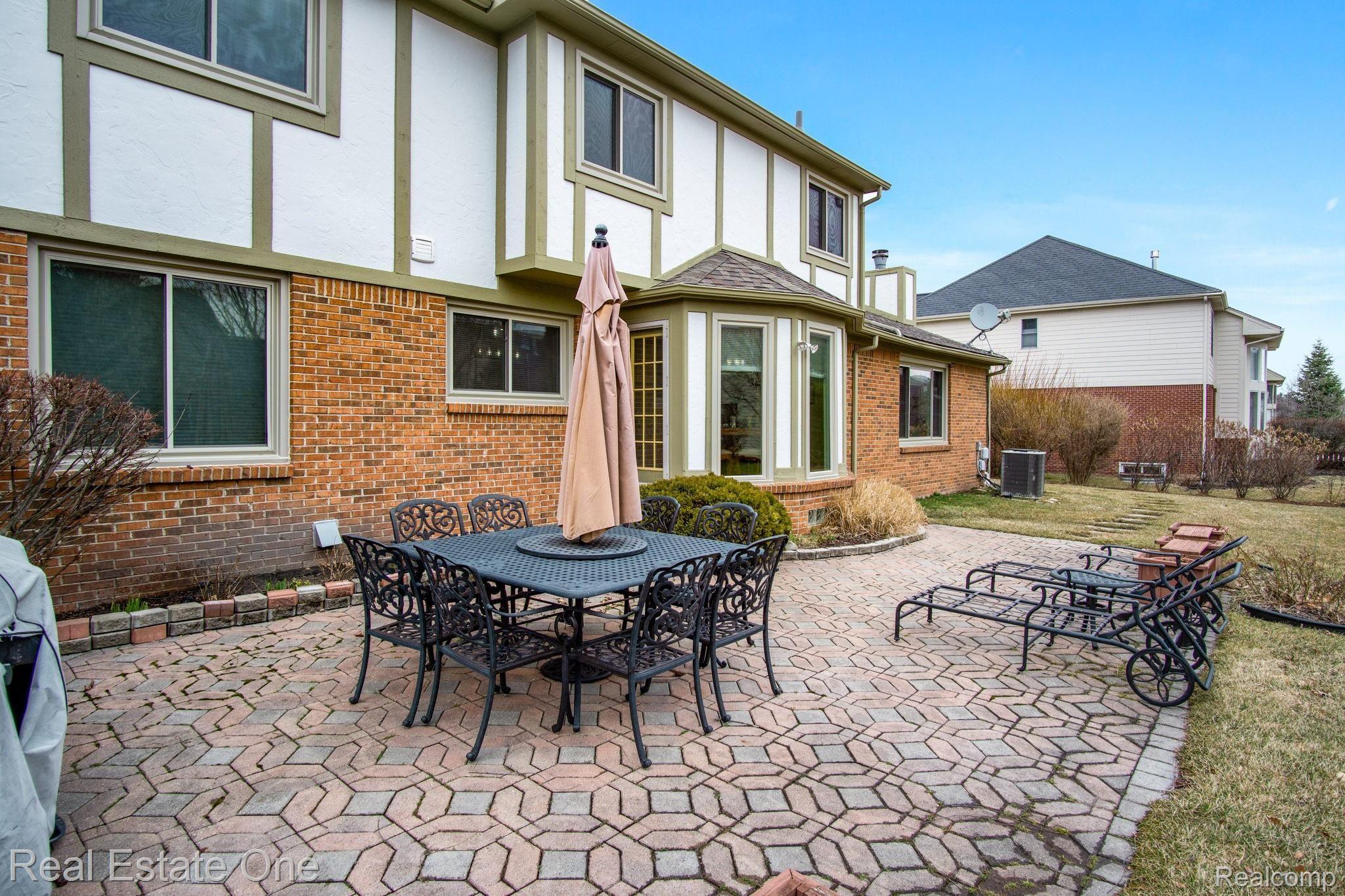 1245 Rothwell Drive Troy, MI 48084 - Photo 44 of 52 1245-Rothwell-Dr-45.JPG