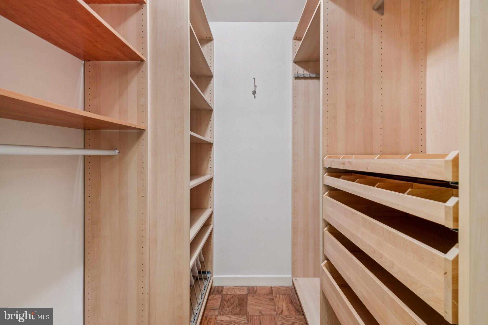 4100 Cathedral Avenue Northwest, Unit 406 Washington, DC 20016 - Photo 11 of 30 a view of walk in closet