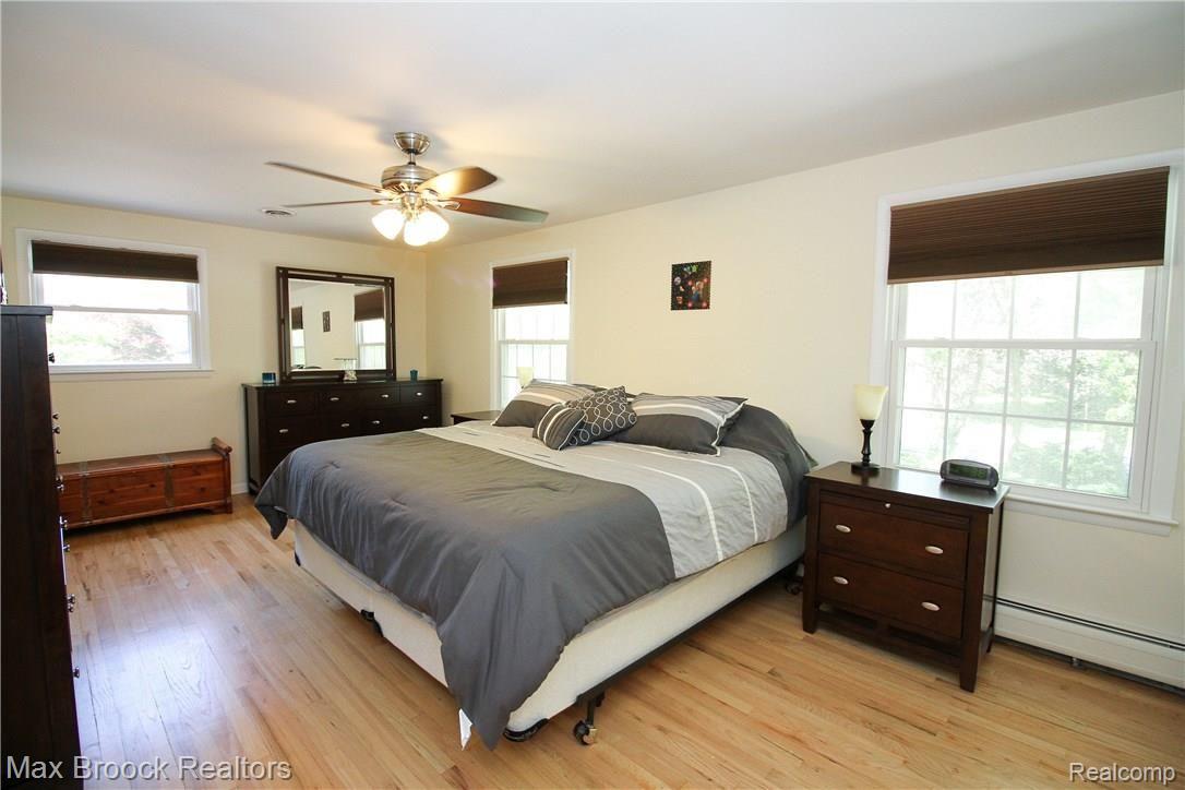 3769 Quarton Road Bloomfield Hills, MI 48302 - Photo 29 of 43 Master Bedroom