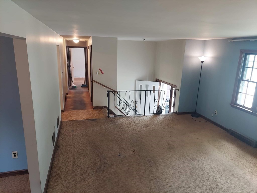 85 Devon Road Norwood, MA 02062 - Photo 3 of 10 Gallery Image 3