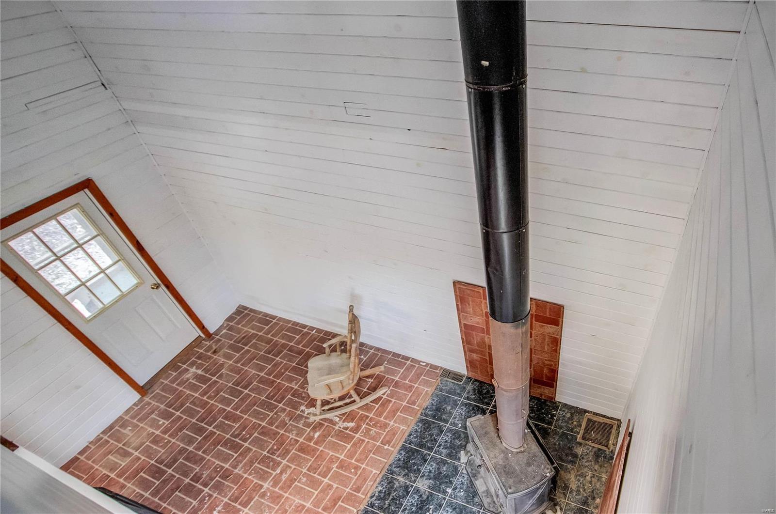 1399 Mozier Hamburg, IL 62045 - Photo 17 of 33