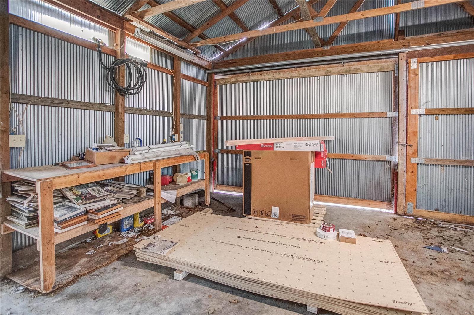 1399 Mozier Hamburg, IL 62045 - Photo 28 of 33