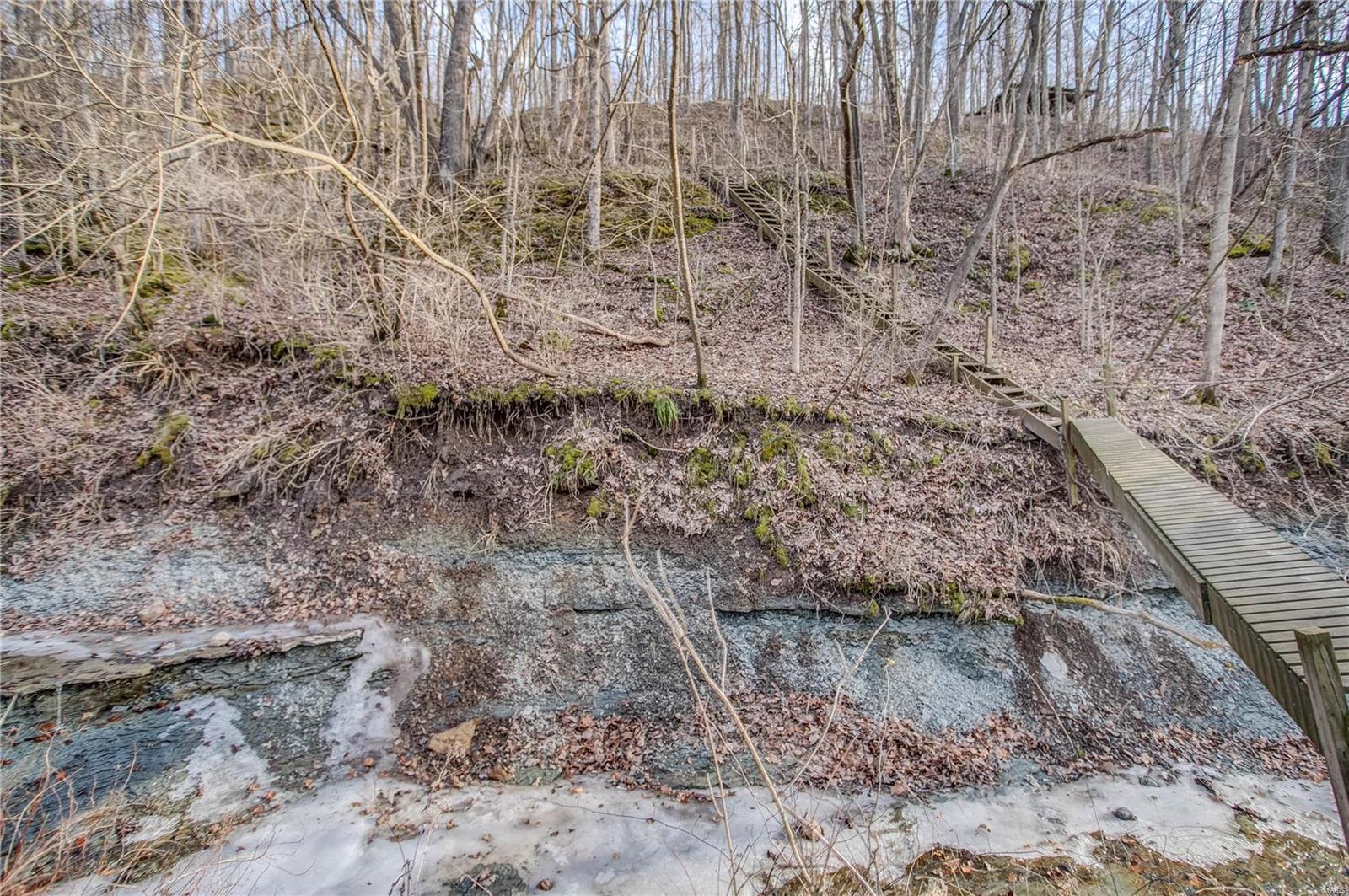 1399 Mozier Hamburg, IL 62045 - Photo 31 of 33