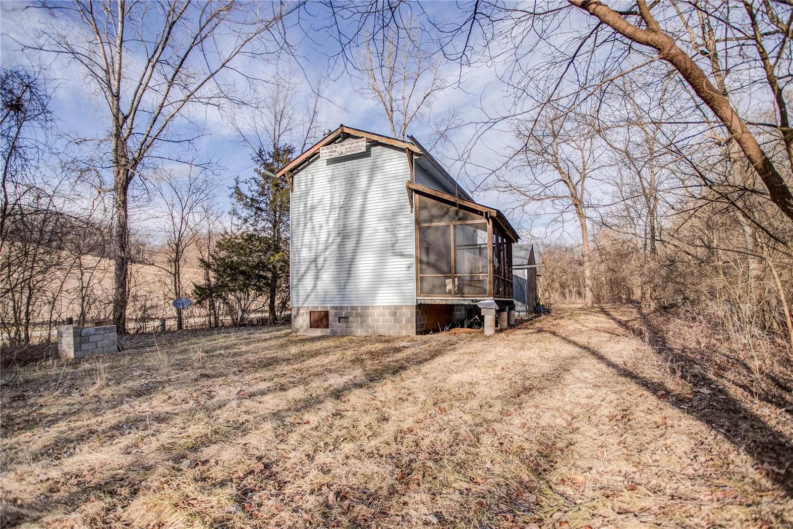 1399 Mozier Hamburg, IL 62045 - Photo 8 of 33