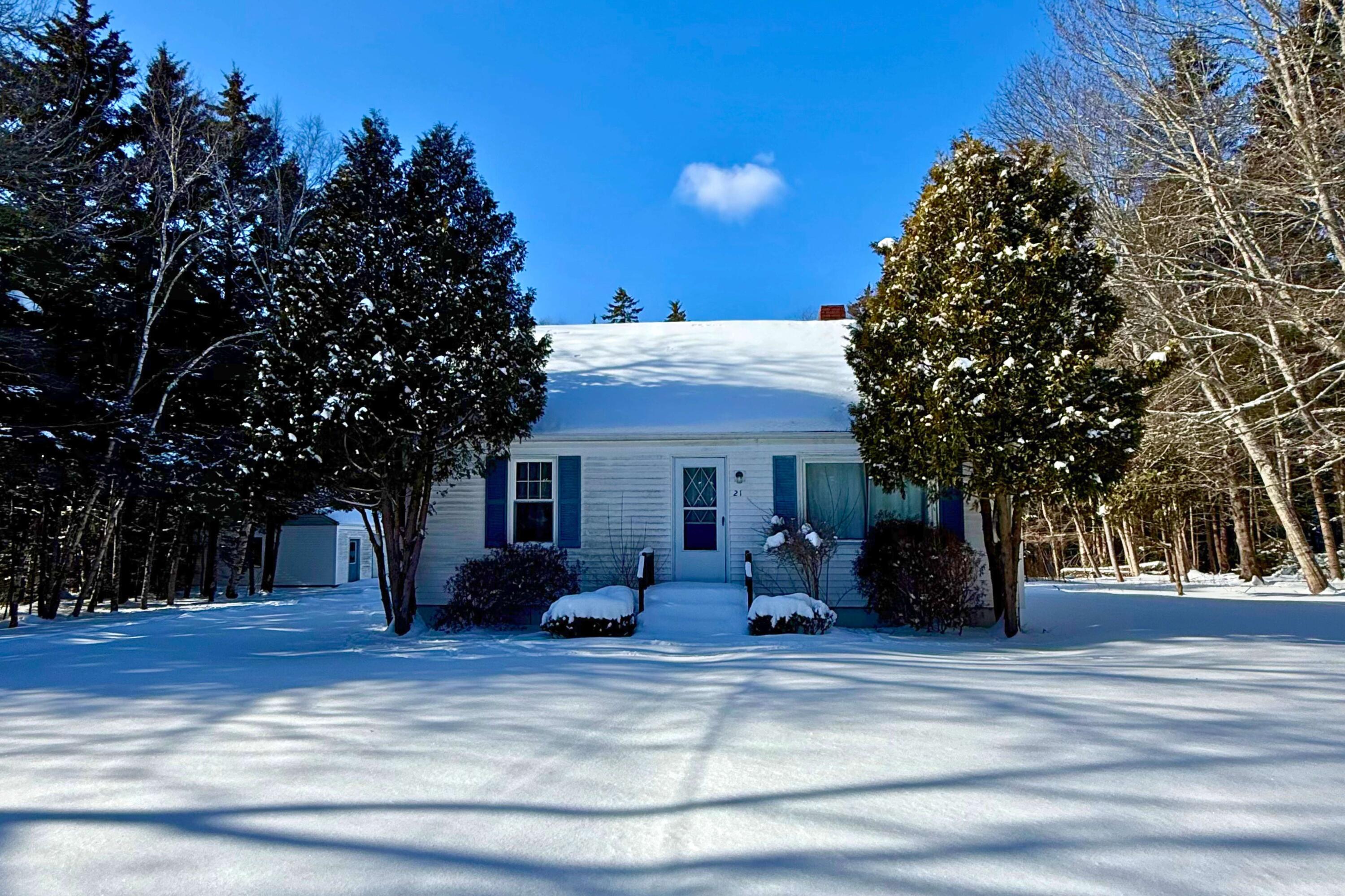 21 Tennis Club Road Northeast Harbor, ME 04662 - Photo 1 of 22 21 Tennis Club NEH