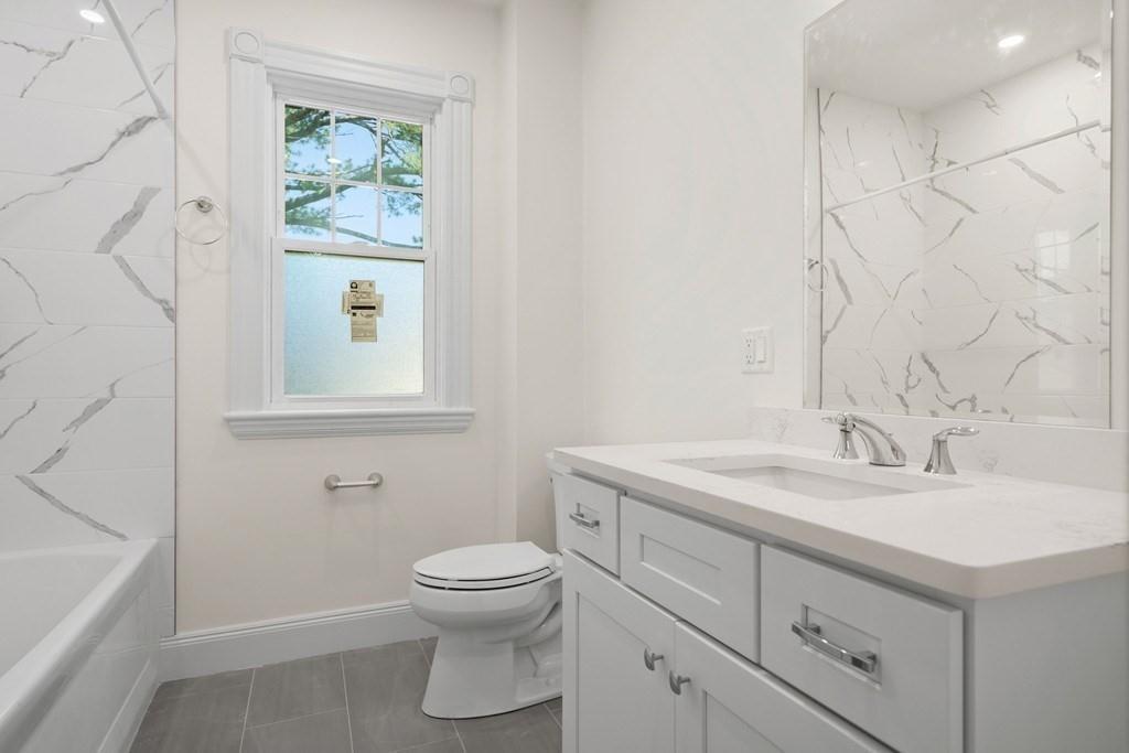 25 Glenland Road Newton, MA 02467 - Photo 8 of 12