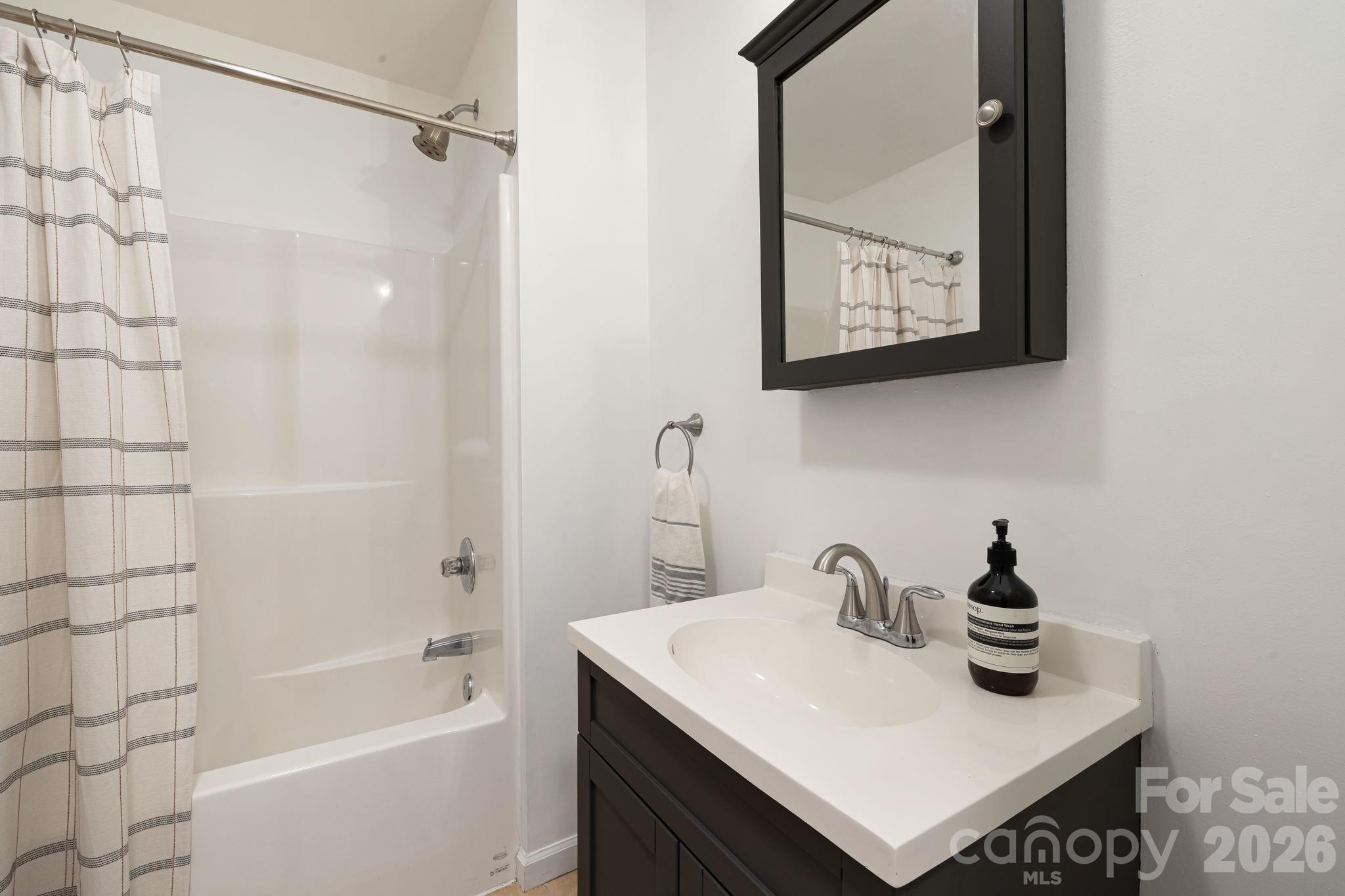 477 Governors View Road Asheville, NC 28805 - Photo 19 of 43
