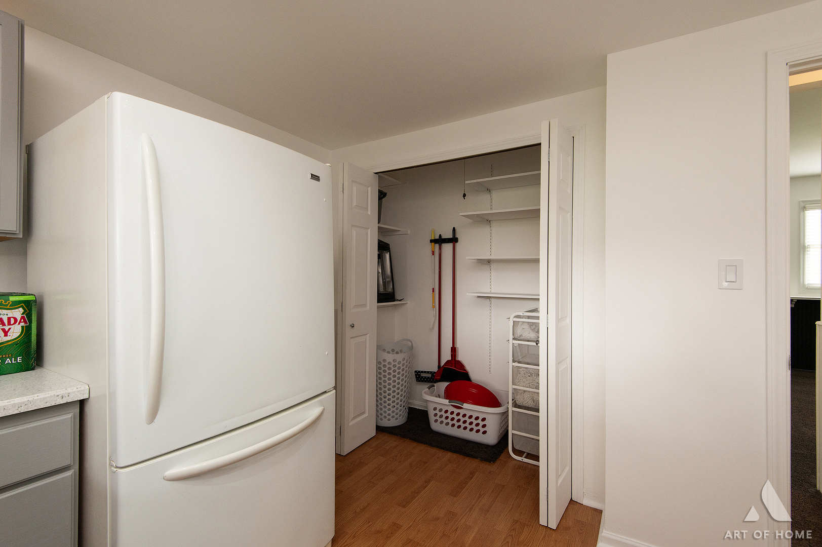 15529 129th Street Lemont, IL 60439 - Photo 28 of 65 a room with a bench and a wooden floor
