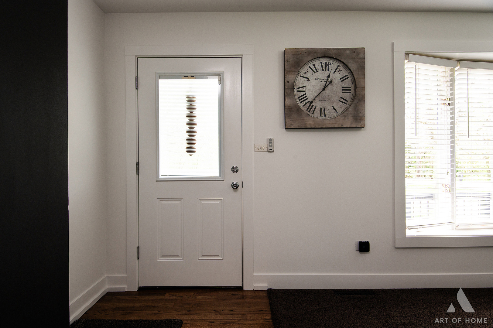 15529 129th Street Lemont, IL 60439 - Photo 10 of 65 a view of a window in a room