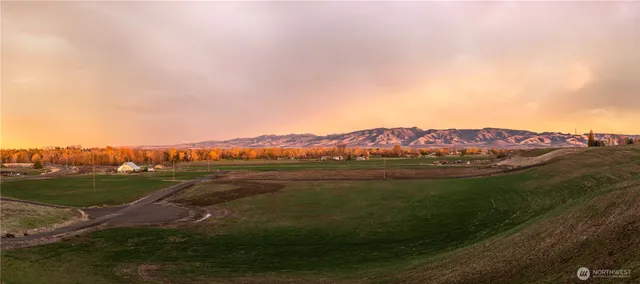 a view of an mountain with outdoor space