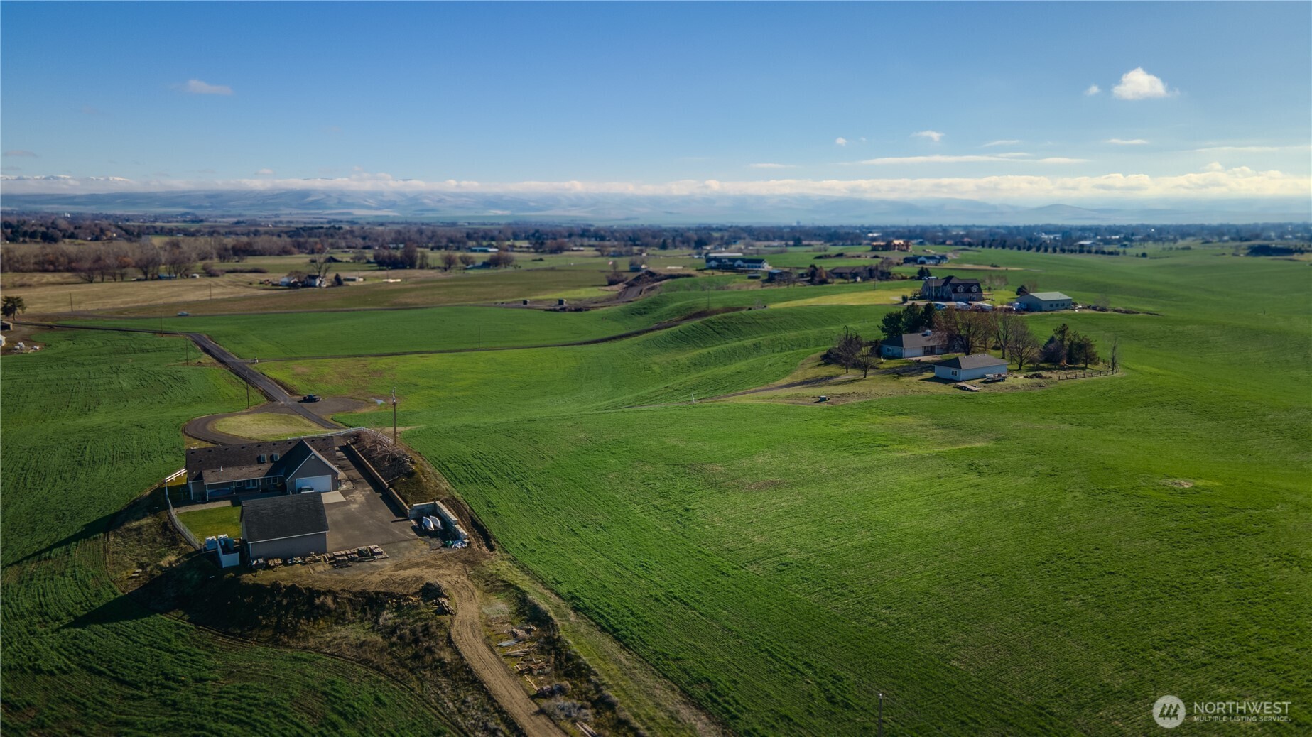 187 Cross Creek Road Walla Walla, WA 99362 - Photo 20 of 22 an aerial view of a golf course with chairs
